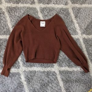 Abercrombie & Fitch Cropped Puff Sleeve Sweater- Color Tan Brick